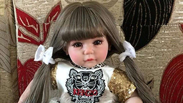 Việc nuôi búp bê Kumanthong có thể khiến người nuôi không chỉ mất tiền bạc mà còn ảnh hưởng lớn đến sức khỏe. Nguyên do là bởi người ta tin rằng một khi đã nuôi Kumanthong thì phải chăm sóc tử tế như cung cấp đồ ăn, thức uống, mua quần áo, đồ chơi... cho búp bê.