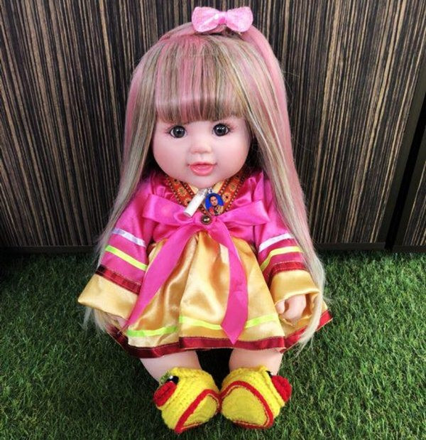 Cặp vợ chồng này mang thai nhi chết yểu đi làm khô rồi để trong nhà thể hiện sự thương tiếc cho số phận xấu số của người con chưa được sinh ra. Việc làm này được coi là hành động thể hiện tình mẫu tử.