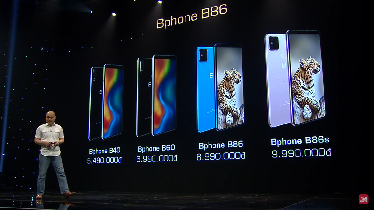 Sau khi nhận được đơn hàng đặc biệt từ đối tác ở châu Âu, BKAV tiến hành chuyển đổi công năng của B40 và B60 sang dòng máy chuyên dụng về an ninh.