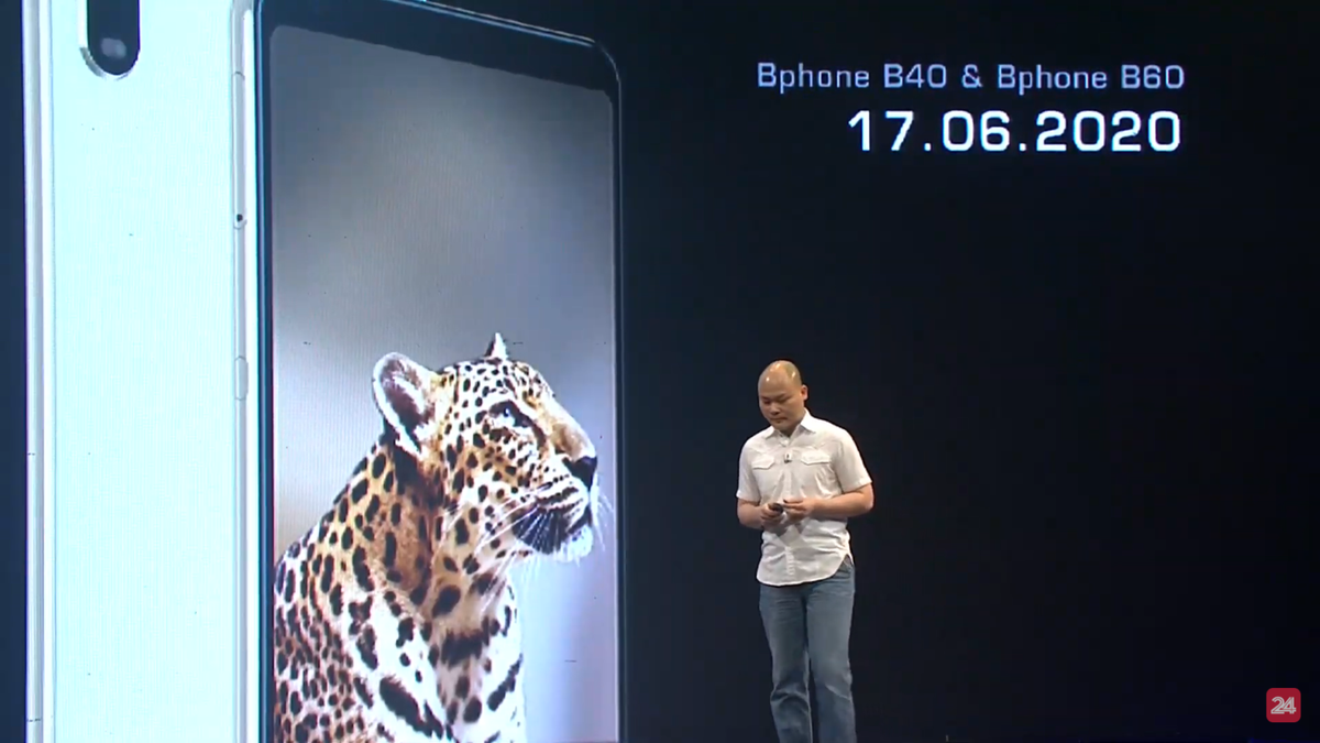 Theo đó, Bphone B60 và B40 được BKAV tích hợp thêm các công cụ đảm bảo an ninh cao cũng như cùng với đối tác phát triển hệ điều hành bảo mật riêng dựa trên hệ điều hành BOS.