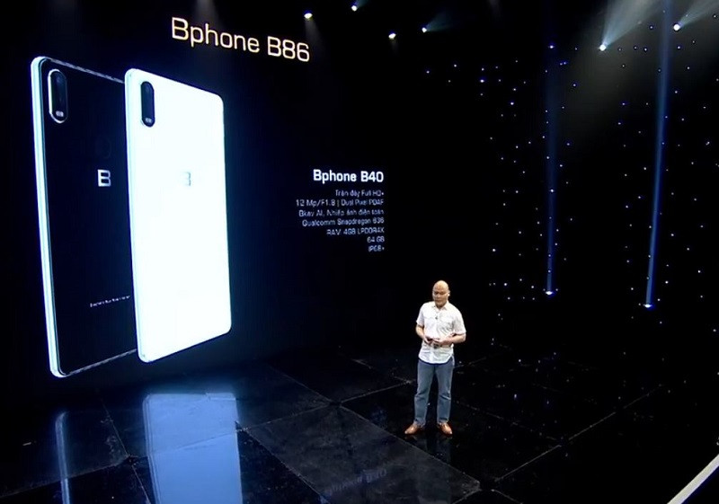 Đặc biệt, 2 mẫu smartphone Bphone B60 và Bphone B40 đều được BKAV thiết kế đạt chuẩn chống nước "IP68+".