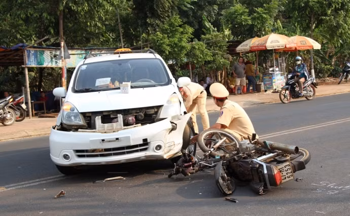 Trong ky nghi le 2/9, 48 nguoi tu vong vi tai nan giao thong
