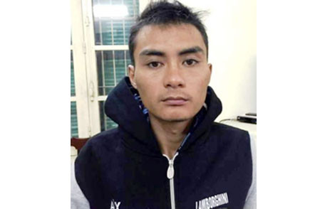 Sau khi vứt xác nạn nhân, Linh đã lấy chiếc điện thoại nhãn hiệu Mobistara TOUCH - S06 giá trị 250 ngàn đồng của chị T. mang về cất giấu ở tủ nhà mình. Ngày 10/10/2015, Lê Quang Linh bị Cơ quan CSĐT - CATP Hà Nội bắt và khám xét khẩn cấp nơi ở thu giữ được chiếc điện thoại di động trên. 