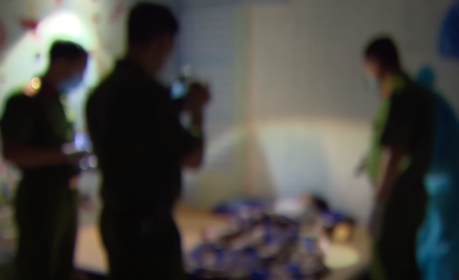 Sau khi chị L. bị sát hại, Tuất cũng đã biến mất khỏi TP Hưng Yên. Lúc này, Tuất trở thành nghi can chính trong vụ án. Tuất vốn là đối tượng lang thang nên có quan hệ xã hội rộng. Việc tìm ra nơi tên này lần trốn là điều khó khăn. Các trinh sát Công an tỉnh Hưng Yên đã tiến hành rà soát các địa điểm ở Tuyên Quang quê Tuất, Hà Nam là nơi Tuất có họ hàng, nhưng không đem lại kết quả. (Ảnh minh họa)