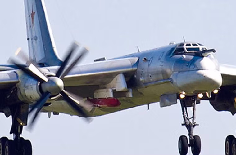 Theo một số nguồn tin, tên lửa Kh-101 đạt tầm phóng tối đa 4.500-5.000km, trần bay trong hành trình tới mục tiêu 30-70m tới 6.000m, tốc độ hành trình 190-200m/s và tối đa là 250-270m/