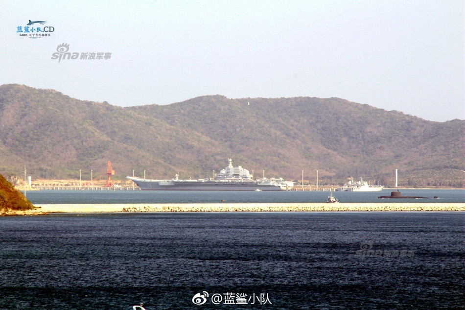 Tàu sân bay đầu tiên của Trung Quốc này được trang bị 8 nồi hơi cùng 4 trục dẫn động cho cung cấp tổng công suất tối đa lên tới 200.000 sức ngựa cho phép nó di chuyển được với tốc độ tối đa lên tới 32 hải lý giờ, tương đương với 59 km/h. Nguồn ảnh: Sina.