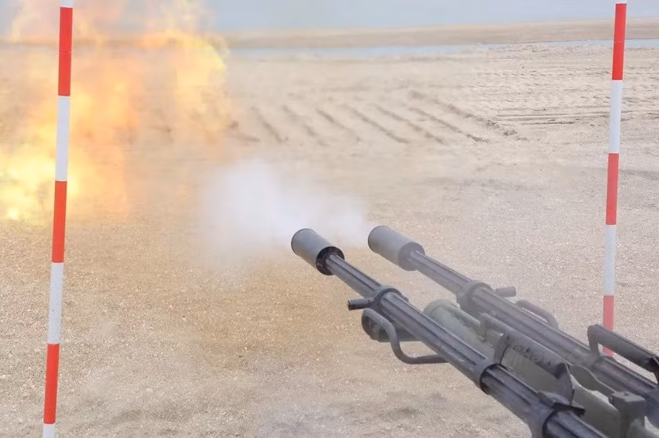 Dĩ nhiên các tính năng của Type 87 không khác gì so với ZU-23-2, nó có tốc độ bắn vào khoảng 2.000 phát/phút với tầm bắn lên đến 2.500 mét. Nguồn ảnh: Sina.