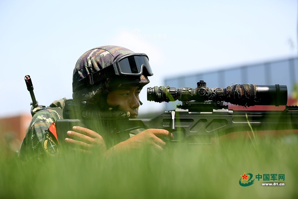 Giống như các nhiệm vụ giải cứu con tin khác, lực lượng bắn tỉa luôn được huy động ở bên ngoài, sẵn sàng bắn hạ các mục tiêu có giá trị khi thời cơ đến. Nguồn ảnh: 81cn.