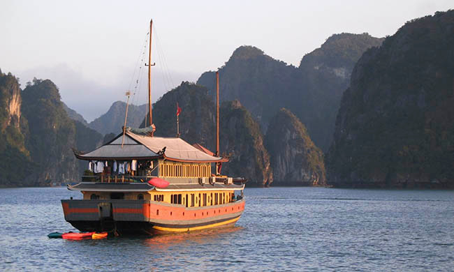Ha Long dan dau top nhung vung vinh dep nhat the gioi