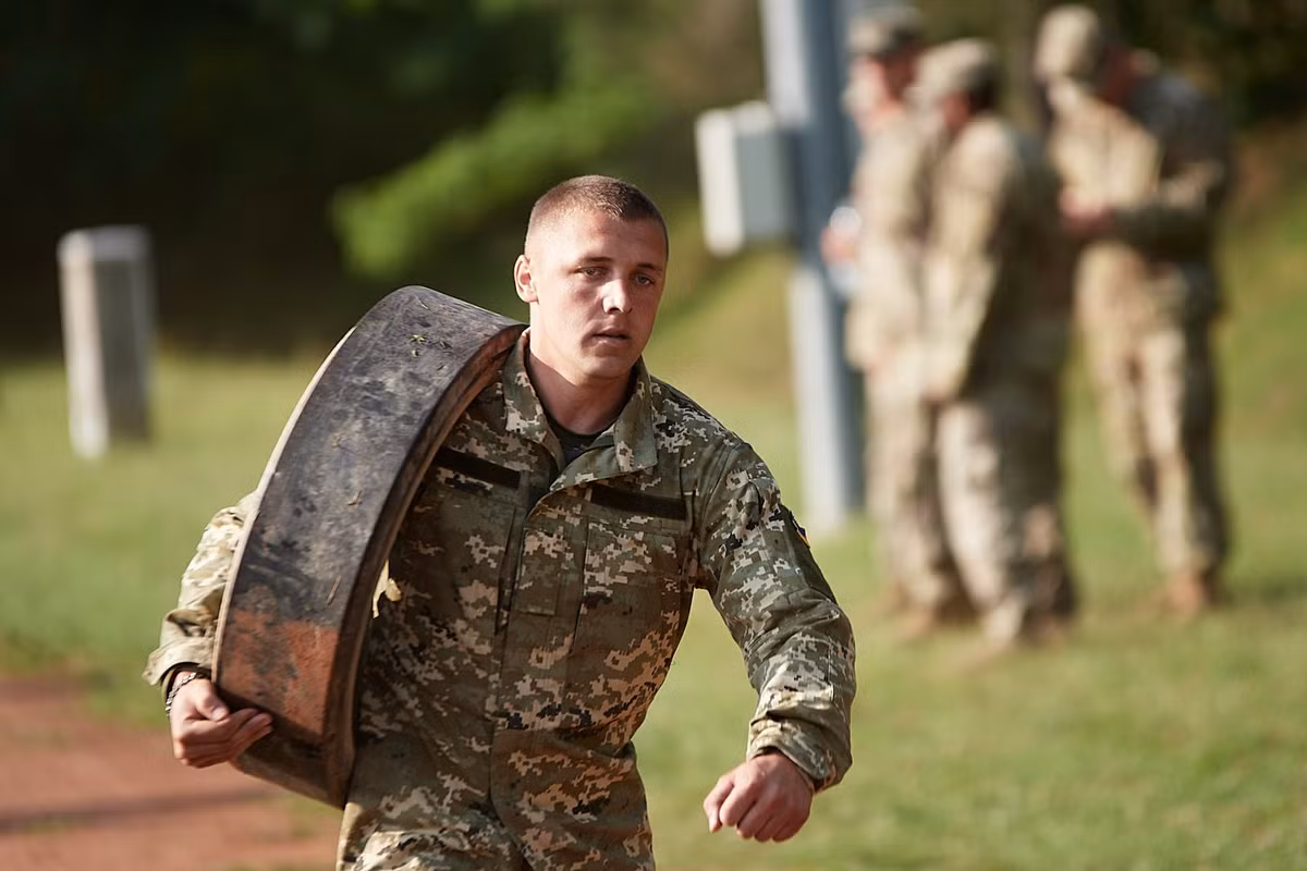 Đội Pháp với chiếc xe tăng Leclerc đắt đỏ của mình cũng chỉ giữ vị trí thứ năm toàn giải. Nguồn ảnh: Defence.