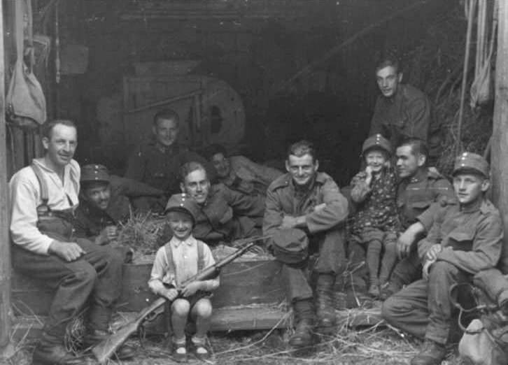 So với quân đội các nước khác ở châu Âu thời bấy giờ, bộ binh Áo-Hung được đánh giá là thiện chiến hơn hẳn; vũ khí, trang bị và chi tiêu quân sự cũng cao hơn nhiều so với các quốc gia còn lại trong khu vực nên nếu sử dụng bộ binh đánh "tay bo", quân đội Áo- Hung rõ ràng là có ưu thế hơn hẳn. Nguồn ảnh: Vivale.