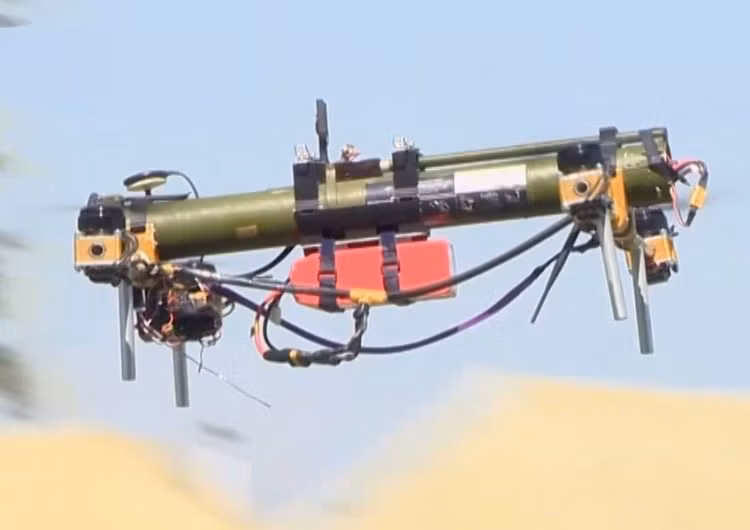 Loại máy bay không người lái chống tăng vừa lộ diện của Belarus. Ảnh: Defence.