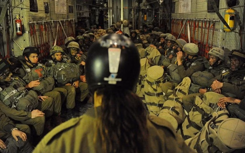 Cuộc tập trận thường niên trên mang tên Swift Response 18 và sẽ diễn ra trong thời gian từ ngày 9/6 tới 15/6 với sự tham gia của 2300 lính cùng hàng trăm thiết bị quân sự các loại chủ yếu là của Quân đội Mỹ. Nguồn ảnh: Jerusalem.