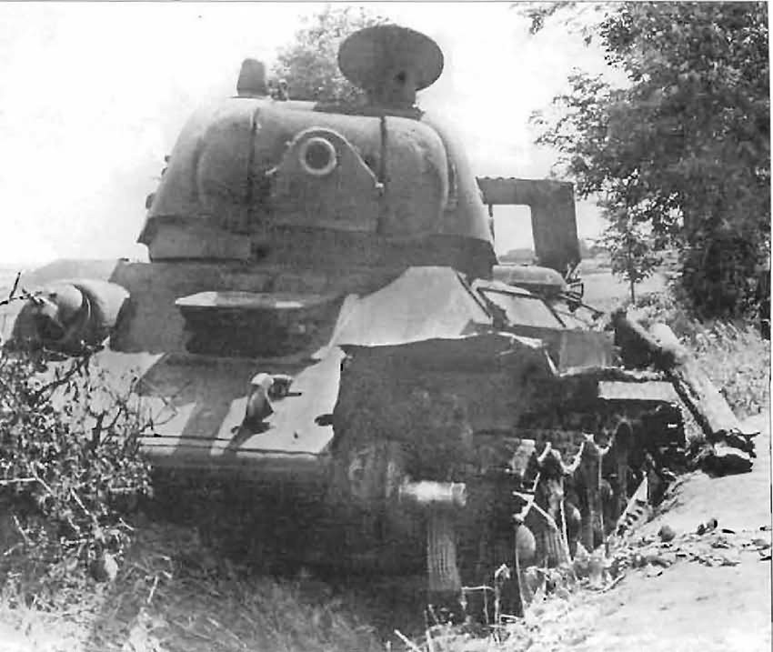 Khi nổ, Hafthohlladung sẽ xuyên thủng vỏ thép xe tăng và tiêu diệt kíp lái bên trong bằng năng lượng nổ rất lớn. Nguồn ảnh: Flickr.