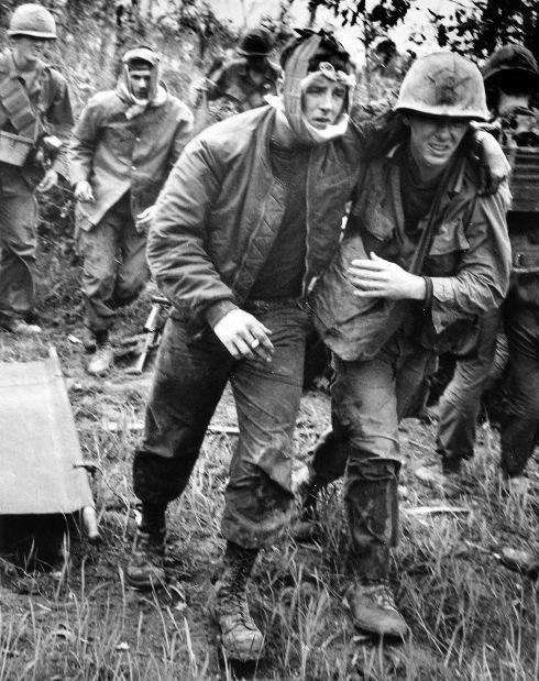 Quân đội Mỹ không những phải đối mặt với hỏa lực dày đặc của ta mà còn phải đối mặt với đủ loại bẫy được quân giải phóng dựng lên sau khi rút lui bảo toàn lực lượng. Nguồn ảnh: Flickr.