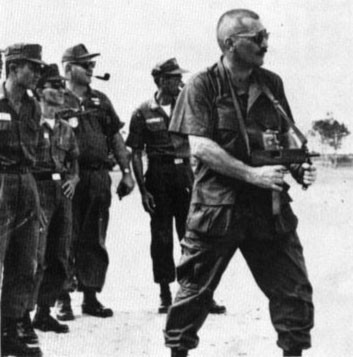 Có chiều dài chỉ 269mm khi gấp báng và dài tổng thể 798mm khi mở báng cũng như gắn thêm ống giảm thanh, khẩu súng này được coi là khẩu tiểu liên gọn gàng nhất mà quân đội Mỹ sở hữu lúc bấy giờ. Nguồn ảnh: History.