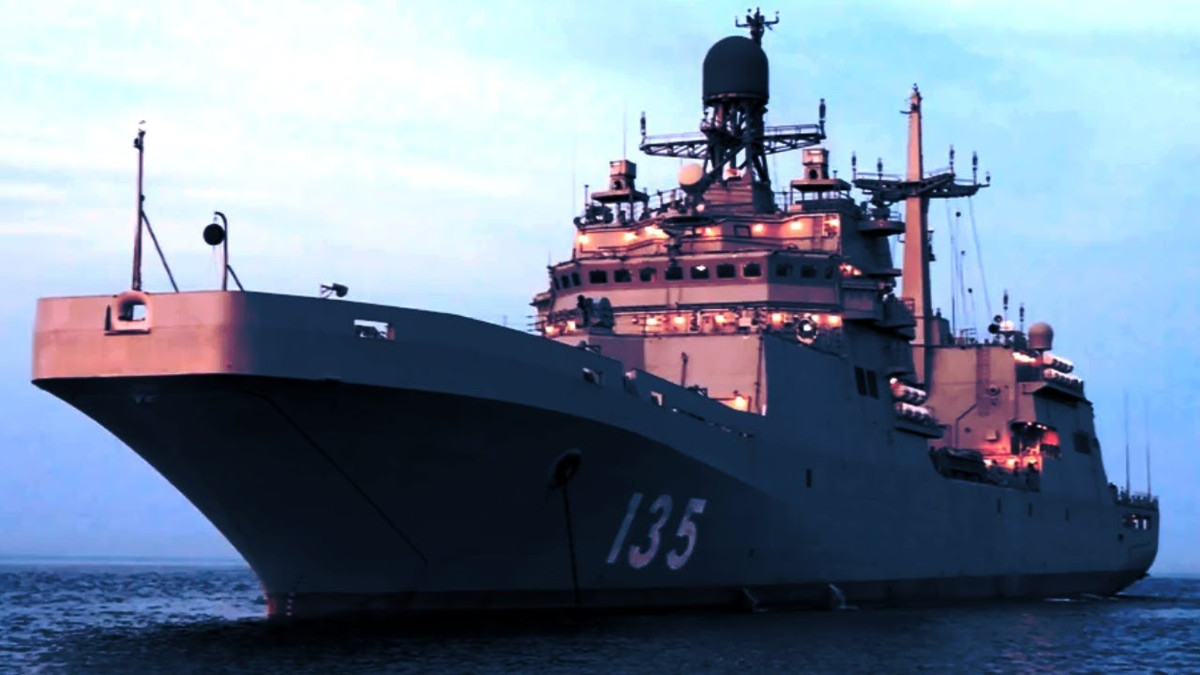 Quá trình thử nhiệm trên biển của tàu Ivan Gren đáng lẽ ra đã được bắt đầu từ cuối năm ngoái. Tuy nhiên do các vấn đề kỹ thuật và nhiều nguyên nhân khách quan khác, quá trình này đã bị hoãn lại tới tháng 4/2018 vừa rồi trước khi được chính thức bắt đầu. Nguồn ảnh: Milru.