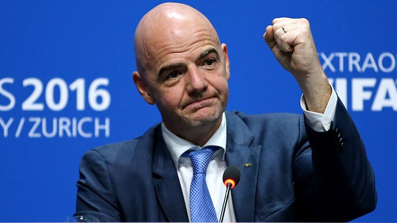 Chủ tịch FIFA Gianni Infantino rất hồ hởi "ngay và luôn" World Cup 2022 có 48 đội tham dự
