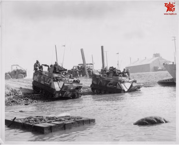 M163 VADS có trọng lượng tổng cộng 12,5 tấn, dài 4,86 mét, rộng 2,85 mét và cao 2,9 mét. Giống với những chiếc thiết giáp M113 khác, M163 VADS có chiều cao quá lớn và cực kỳ cồng kềnh. Nguồn ảnh: Sina.