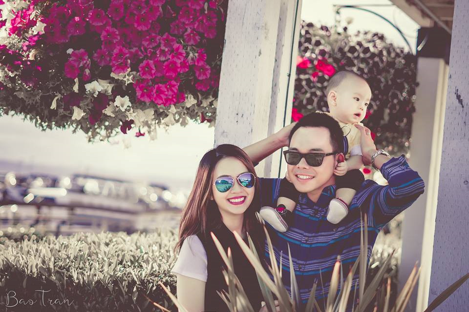 Cuộc sống hiện tại của Triệu Hoàng bên bà xã.