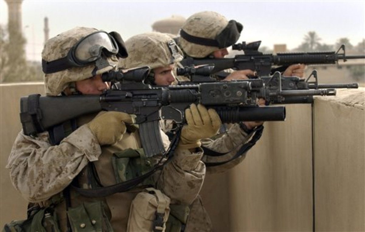 Khi muội thuốc súng đã xuất hiện trong hộp khóa nòng, việc khẩu súng này bị kẹt chỉ là yếu tố thời gian và mang đậm tính... hên xui.