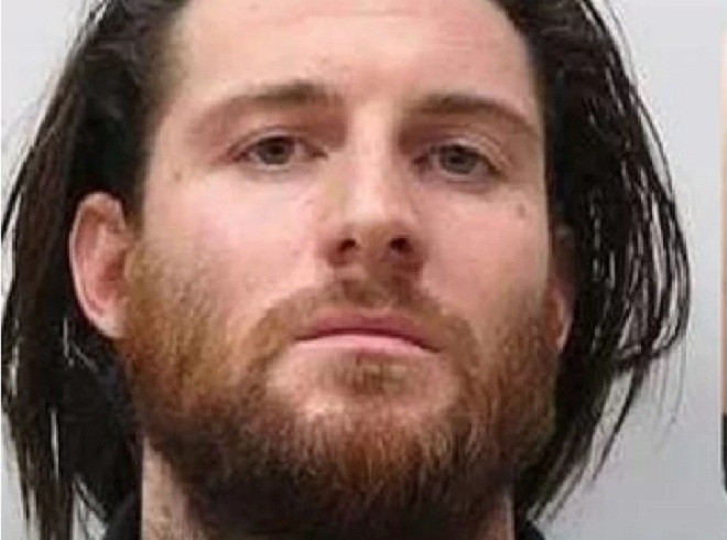 Lần cuối cùng cảnh sát nắm trong tay hình ảnh khuôn mặt của nghi phạm. Lần cuối cùng cảnh sát nắm trong tay hình ảnh khuôn mặt của nghi phạm.