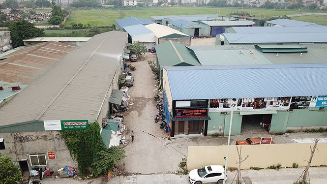 Trước thực trạng trên, ngày 13/3/2018, UBND Quận Nam Từ Liêm đã ra Quyết định số 1063 xử phạt vi phạm hành chính với Chủ đầu tư là Công ty TNHH thực phẩm Thông tấn đã tổ chức thi công xây dựng công trình không có giấy phép xây dựng.