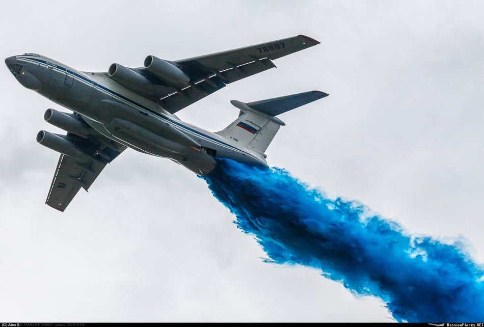 Phiên bản Il-76 "Bom nước" (waterbomb) được ra mắt lần đầu tiên vào năm 1990 và chuyên được sử dụng để xử lý các vụ cháy rừng quy mô lớn. Nguồn ảnh: RP.