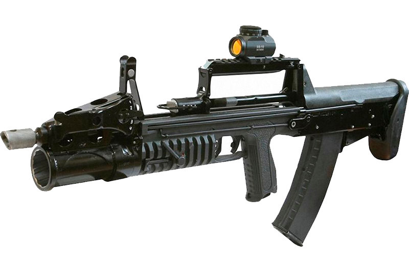 So với các loại súng trường tấn công trên thế giới, súng trường tấn công ADS của Nga rõ ràng là không hề nổi trội hơn là bao, thậm chí có thể coi khẩu bullpup này kém cỏi hơn nhiều các loại súng trường tấn công hiện đại ngày nay đang được các nước trên thế giới sử dụng. Nguồn ảnh: Wiki.