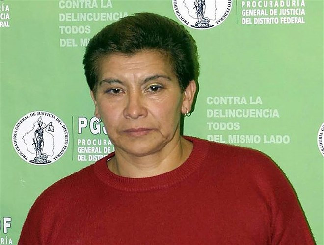 20. Juana Barraza: còn gọi là sát nhân quý bà, lànữ tội phạm khét tiếng chịu trách nhiệm về vụ giết hại 11 người và nhiều phụ nữ lớn tuổi không có gia đình một cách tàn bạo vì sự thù hận của mình đối với người mẹ nghiện rượu.