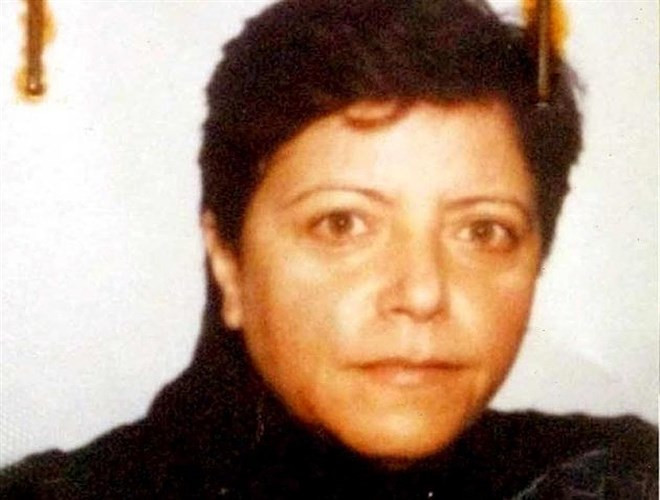 6. Maria Licciardi: Còn được gọi là “bà trùm”, là một trong những tên tội phạm nữ nhẫn tâm nhất trên thế giới. Licciardi là người đứng đầu tổ chức tội phạm lớn nhất Italia là Camorra và tiến hành hoạt động mại dâm trên khắp Naples. “Bà trùm” nổi tiếng là một kẻ tâm thần khi giết bỏ những “gái điếm” già và chịu trách nhiệm về một vụ tranh chấp heroin giết chết 100 người. Nữ tội phạm hiện vẫn đang bỏ trốn.