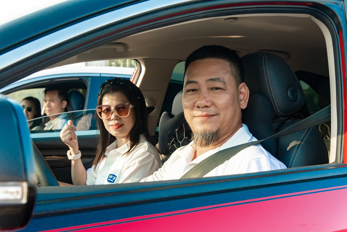 Doanh nhan U60: “Tu luc mua VF 8, toi gan nhu khong dung den Santa Fe”-Hinh-5