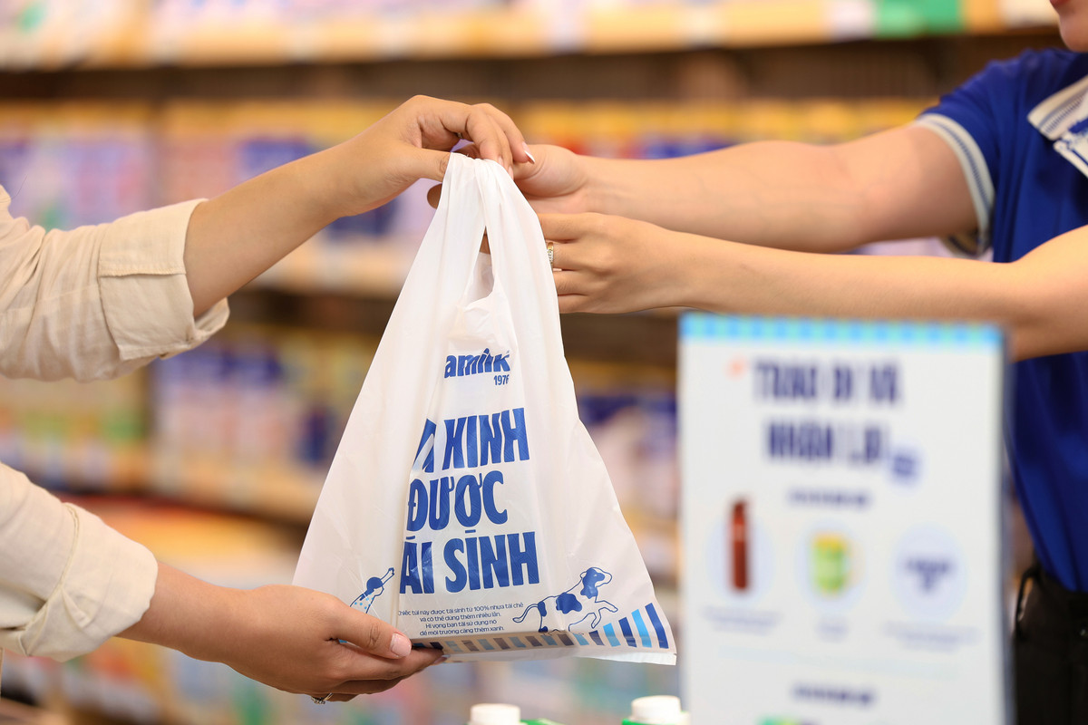 Vinamilk khuyến khích GEN Z, ALPHA hành động vì môi trường - Hình 4 Vinamilk khuyen khich GEN Z, ALPHA hanh dong vi moi truong-Hinh-4