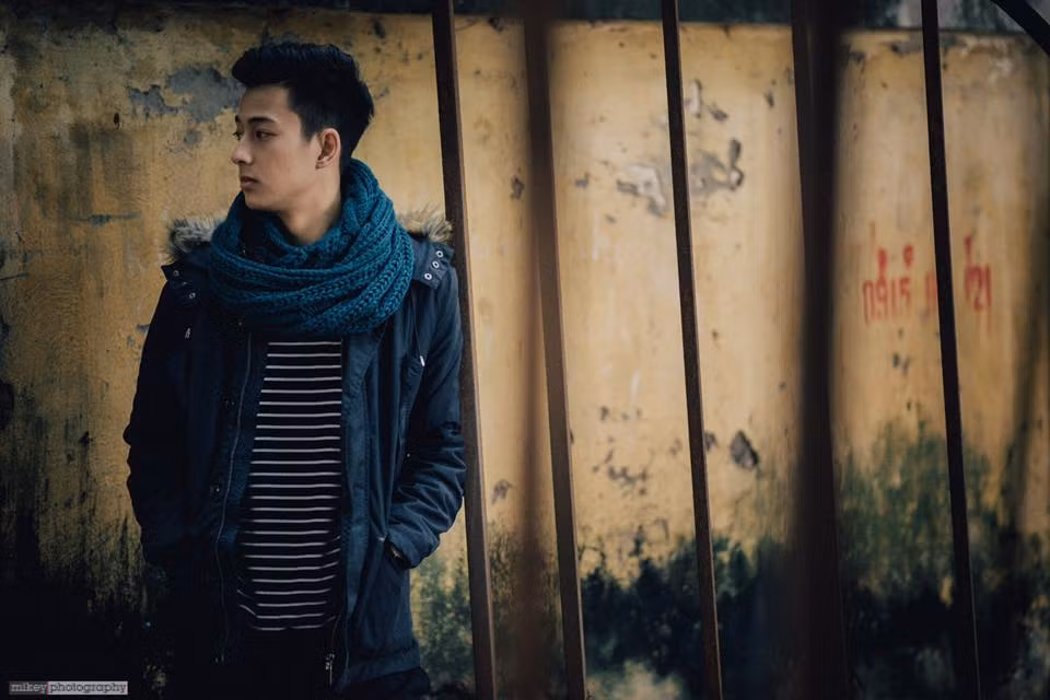 Với gu ăn mặc vừa trẻ, vừa "chất", cũng không khó hiểu tại sao Phạm Hồng Nam lại chiếm được nhiều cảm tình của phái đẹp đến thế!