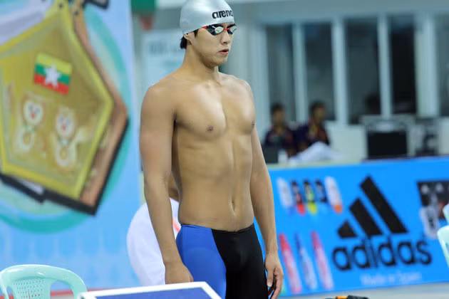 Một VĐV khác cũng sở hữu thân hình "chuẩn không cần chỉnh" là Hoàng Quý Phước.