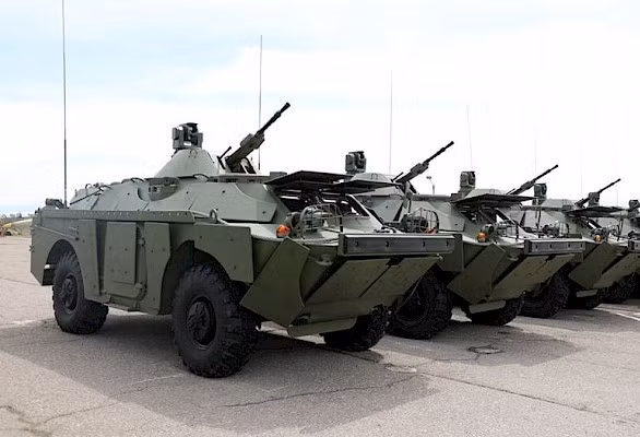 Việc điều động cả xe bọc thép BRDM-2, sẵn sàng ứng cứu người dân trong trường hợp cần thiết cho thấy quân đội Việt Nam luôn sát cánh cùng nhân dân để phòng chống thiên tai.