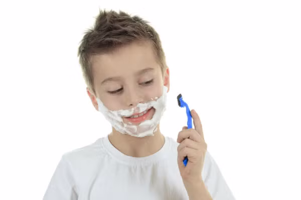 Nguyên nhân dẫn đến dậy thì sớm rất phức tạp. Một trong những nguyên nhân gây ra căn bệnh dậy thì sớm này là thực phẩm. Vậy đâu là những loại thực phẩm gây dậy thì sớm ở trẻ? Ảnh minh họa.