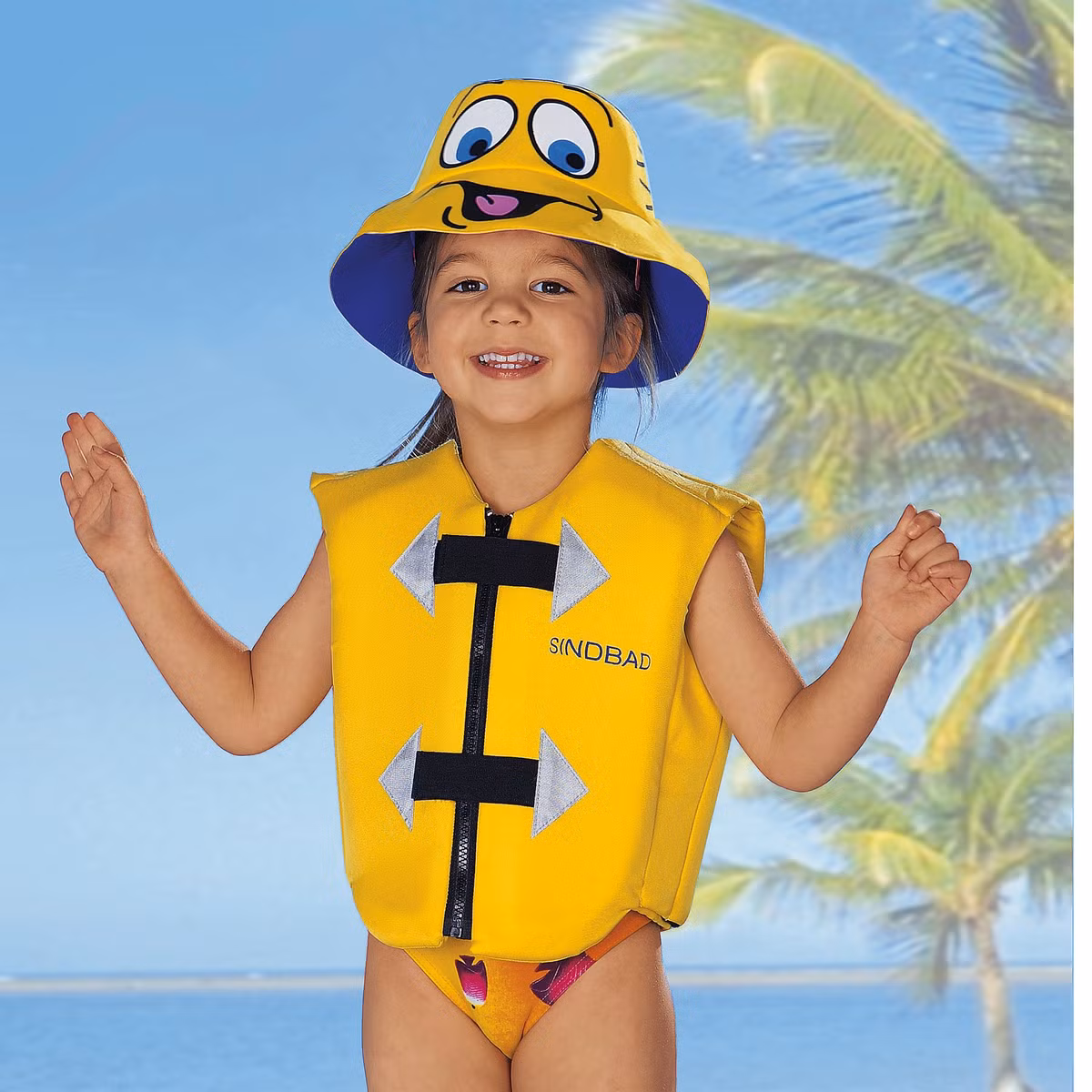 Từ 4 tuổi, con bạn cũng có thể mặc áo phao hoặc sử dụng thắt lưng phao, dụng cụ hỗ trợ rất tốt để các em thoải mái vận động.