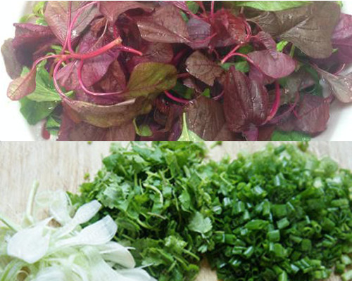 Rau dền nhặt bỏ lá sâu, cọng già, rửa qua nước muối pha loãng, sau đó rửa lại bằng nước sạch rồi vớt ra để ráo nước. Hành lá và rau mùi cắt gốc, nhặt bỏ lá úa, rửa sạch và thái nhỏ. Ảnh: cpcdn