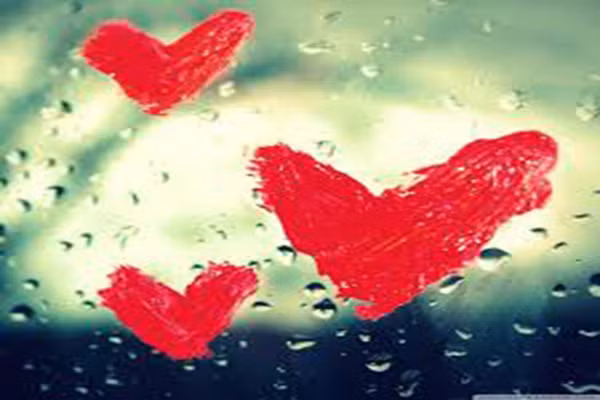 Chia sẻ với nhau mọi điều trong cuộc sống. Giành được chương trình khuyến mãi lớn nơi làm việc hoặc giành được một chiếc vé hòa nhạc trong một cuộc thi, người ấy sẽ không kiềm chế được khoe ngay với bạn mà không phải ai khác. Người ấy tự hào về bạn và không che dấu bạn điều gì cả. Đó đúng là nửa kia của bạn,