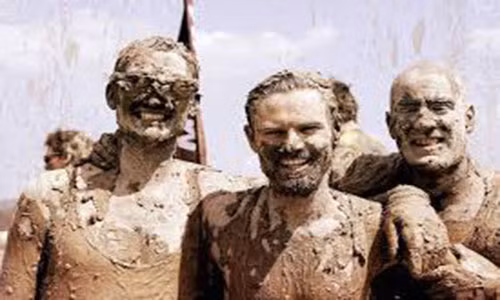 Cơ quan này cho biết, bệnh này chủ yếu do norovirus, virus viêm dạ dày gây ra. Norovirus lây truyền qua đường nước uống, máu hoặc tiếp xúc với bề mặt ô nhiễm.