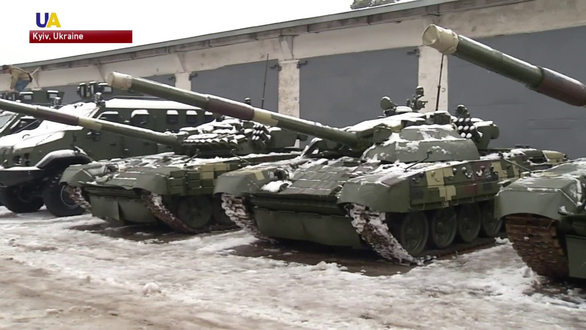 Trước đó Bộ Quốc phòng Ukraine cho biết, ít nhất 6 máy bay không người lái tấn công Bayraktar TB2 đã được triển khai tới khu vực Kramatorsk để chuẩn bị sẵn sàng cho một hành động quân sự nhằm vào Donbass.