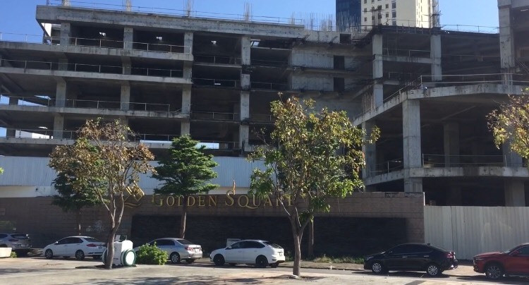 Cuối tháng 10/2022, UBND TP Đà Nẵng ban hành công văn giao Sở TN&amp;MT chủ trì, phối hợp với UBND các quận, huyện và các đơn vị liên quan rà soát, kiểm tra toàn bộ các dự án không đưa đất vào sử dụng, kiên quyết thu hồi các dự án đã hết thời hạn cho gia hạn sử dụng đất nhưng vẫn chưa hoàn thành đầu tư. (Ảnh: Lao Động).