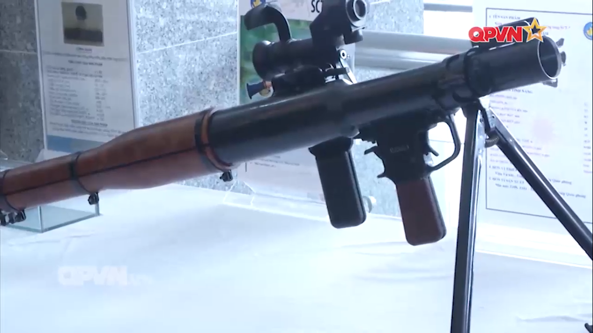 Với những bước tiến của ngành công nghiệp quốc phòng trong nước hiện nay, hy vọng trong tương lai gần chúng ta có thể cho ra đời các phiên bản cải tiến mới của B41, sử dụng các công nghệ và vật liệu tiên tiến giúp cải thiện và nâng cấp sức chiến đấu của loại vũ khí chống tăng đặc biệt này. Nguồn ảnh: QPVN.