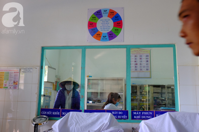 Dieu duong bo vo con dem giao thua, lao di cuu benh nhan HIV-Hinh-4