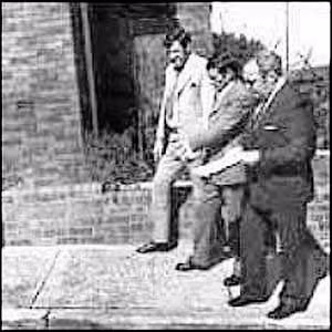 Sat nhan “Cho dien” va nhung vu an kinh hoang: Bi kich bat dau