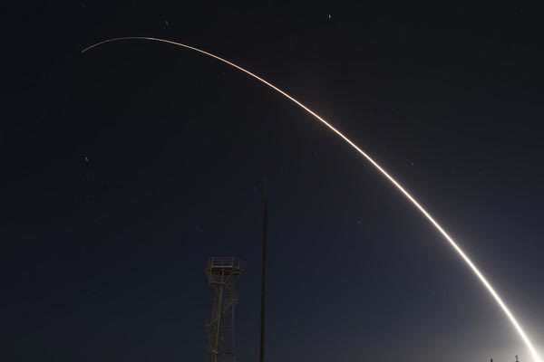 Video: Xem ten lua dan dao My lao vut vut qua Thai Binh Duong