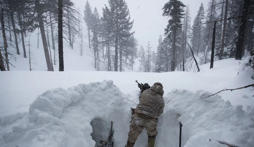 Quan My tap tran giua nui tuyet, mo phong chien truong o Nga-Hinh-2