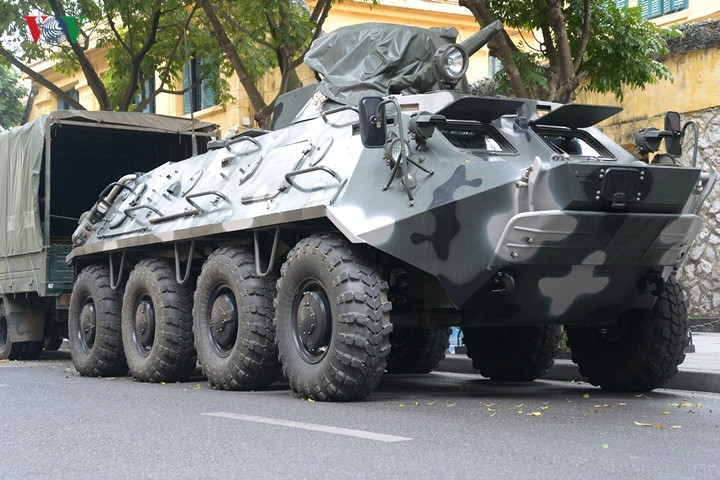 Đây là loại xe thiết giáp BRT-60PB.