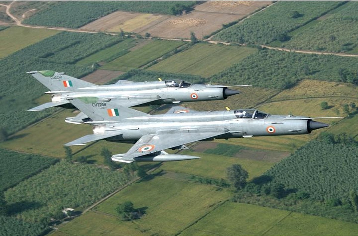 Qua sự việc vừa rồi có thể thấy chẳng phải ngẫu nhiên mà Pakistan cho rằng phi đội tiêm kích JF-17 của họ thừa khả năng đối phó với MiG-21 Bison của Không quân Ấn Độ.